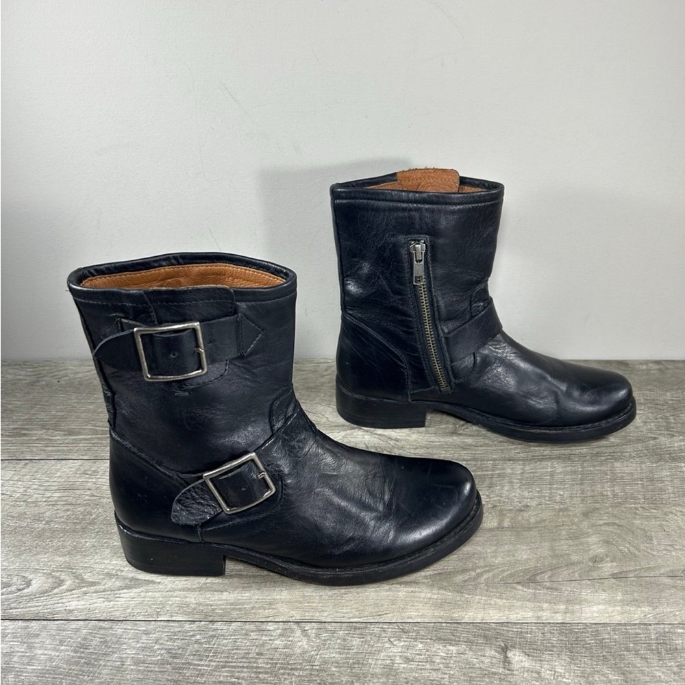 Frye 3474600 Vicky Harness Buckle Moto Black Motorcycle Biker Women Boots Size 6
